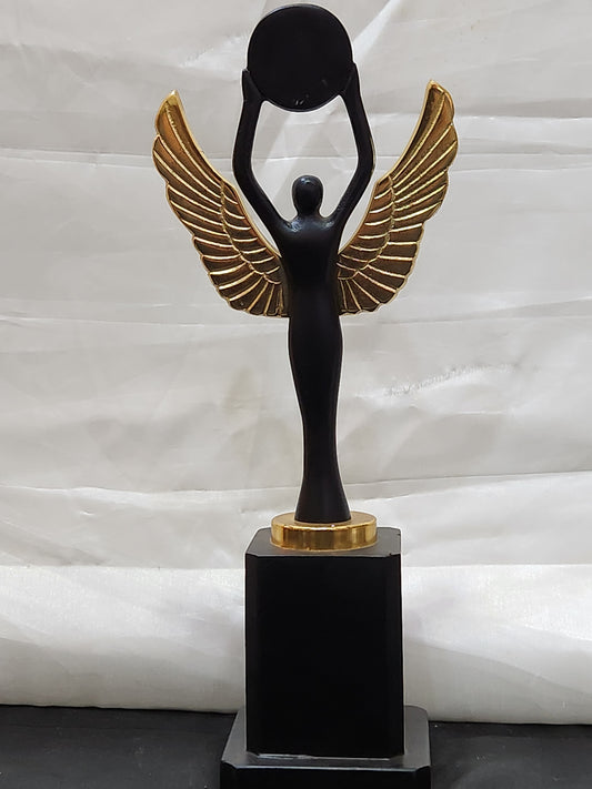 LADY  TROPHY A1 (METAL)