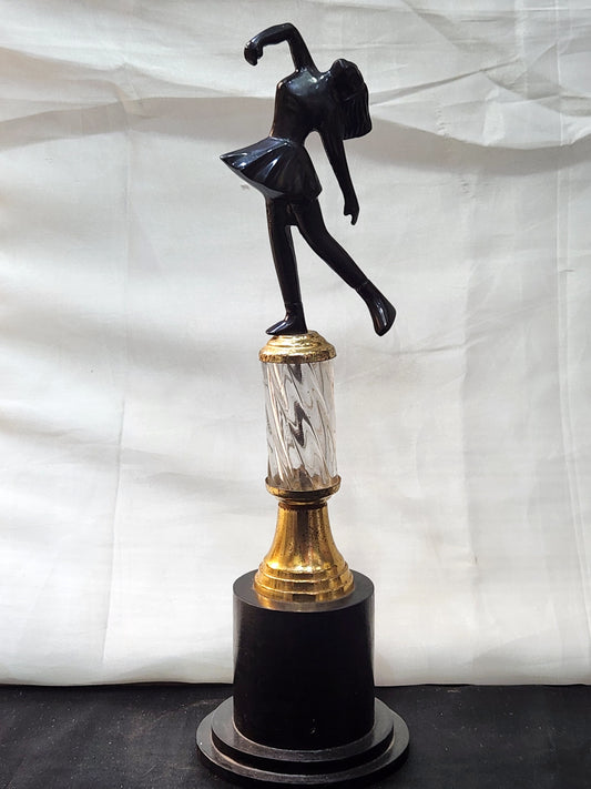 LADY TROPHY A3 (METAL)