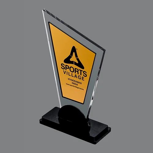 ACRYLIC TROPHY A10